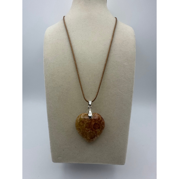 Heart Shaped Coral Agate Pendant Necklace - Picture 7 of 8